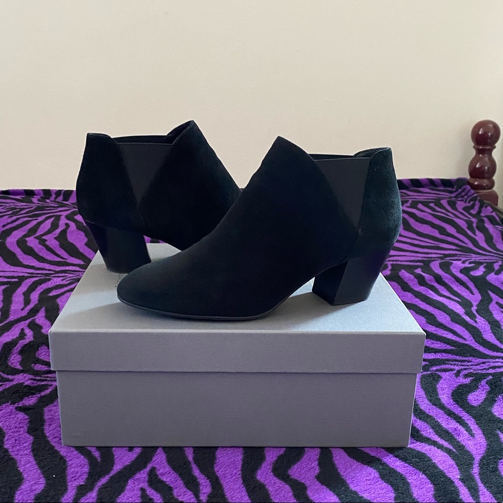 Aquatalia Farrell Black Suede Ankle Boots